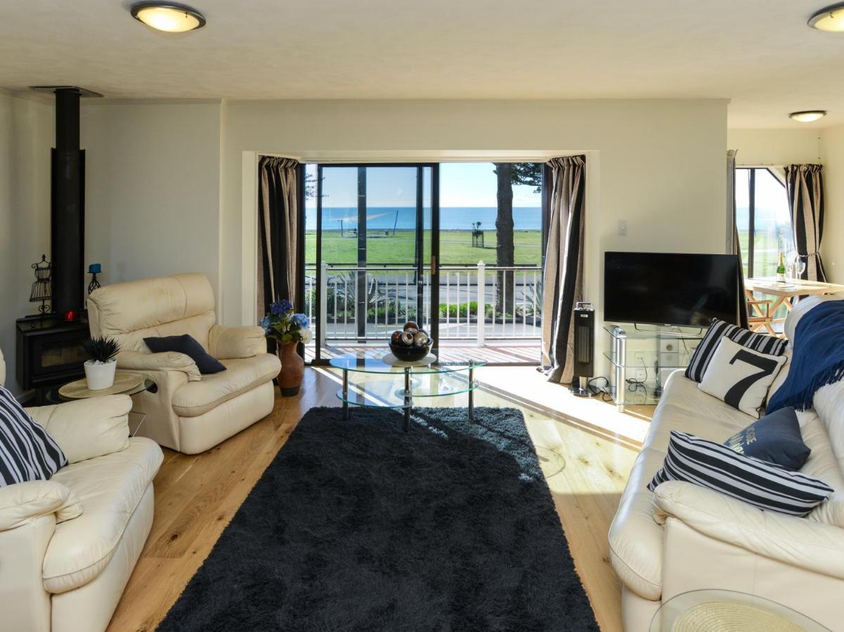 Marine Parade Magic - Napier Holiday Home ภายนอก รูปภาพ