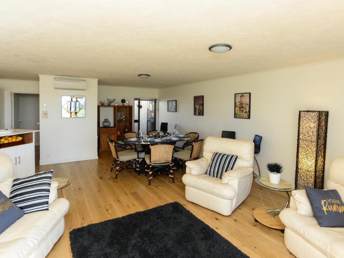 Marine Parade Magic - Napier Holiday Home ภายนอก รูปภาพ